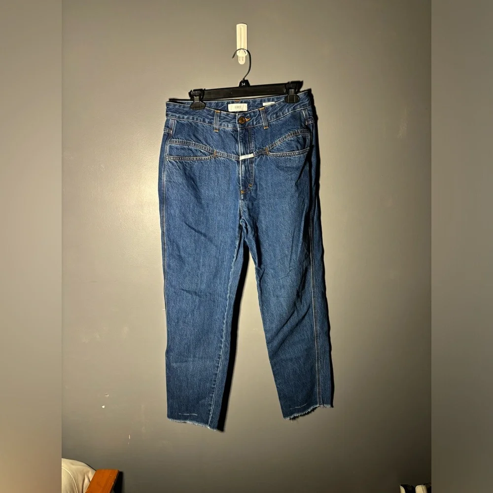 Closed Pedal Pusher Frayed Hem Jeans Size 32 - Picture 2 of 7